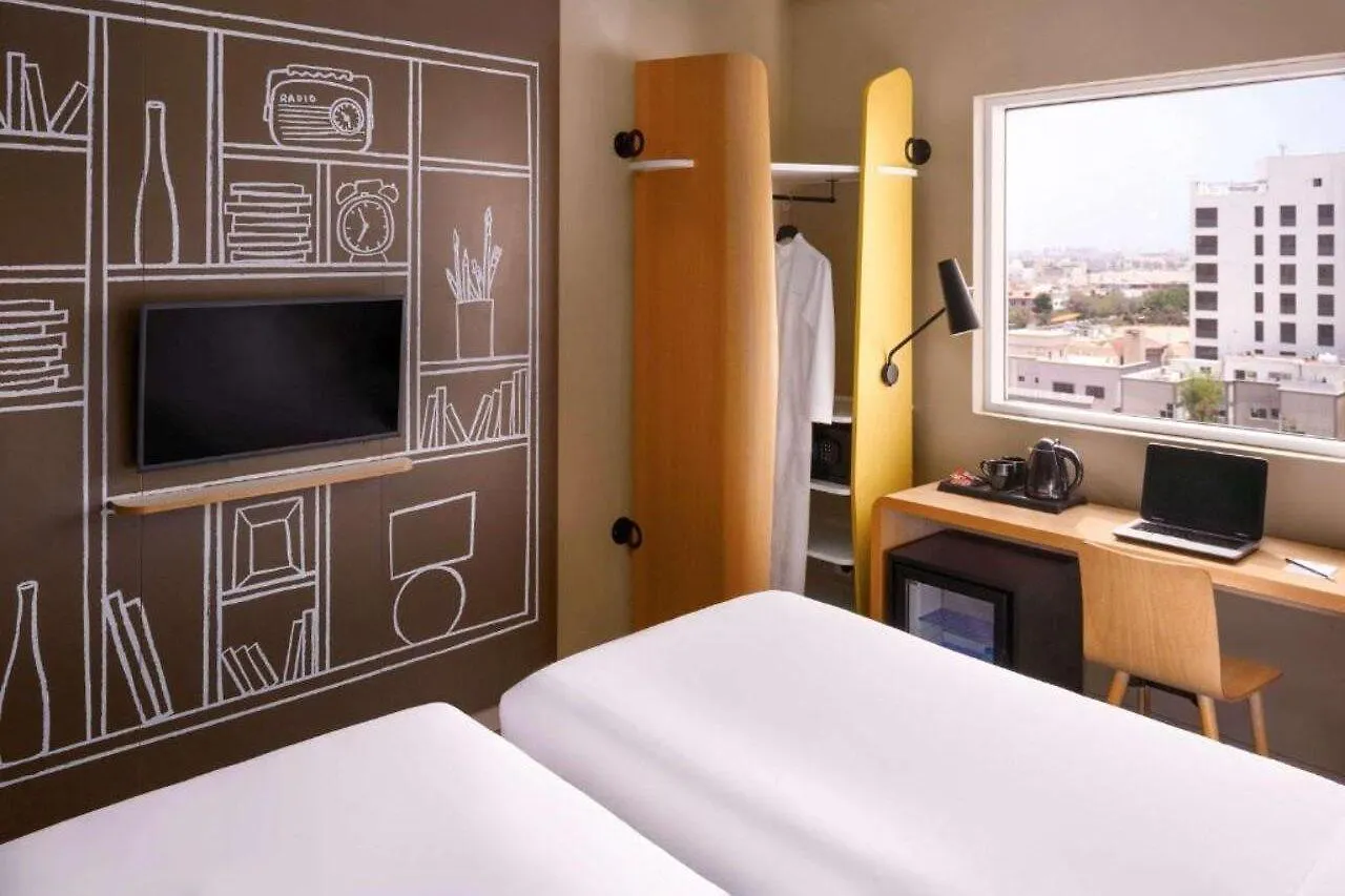 Hotel Ibis Jeddah Malik Road 3*,